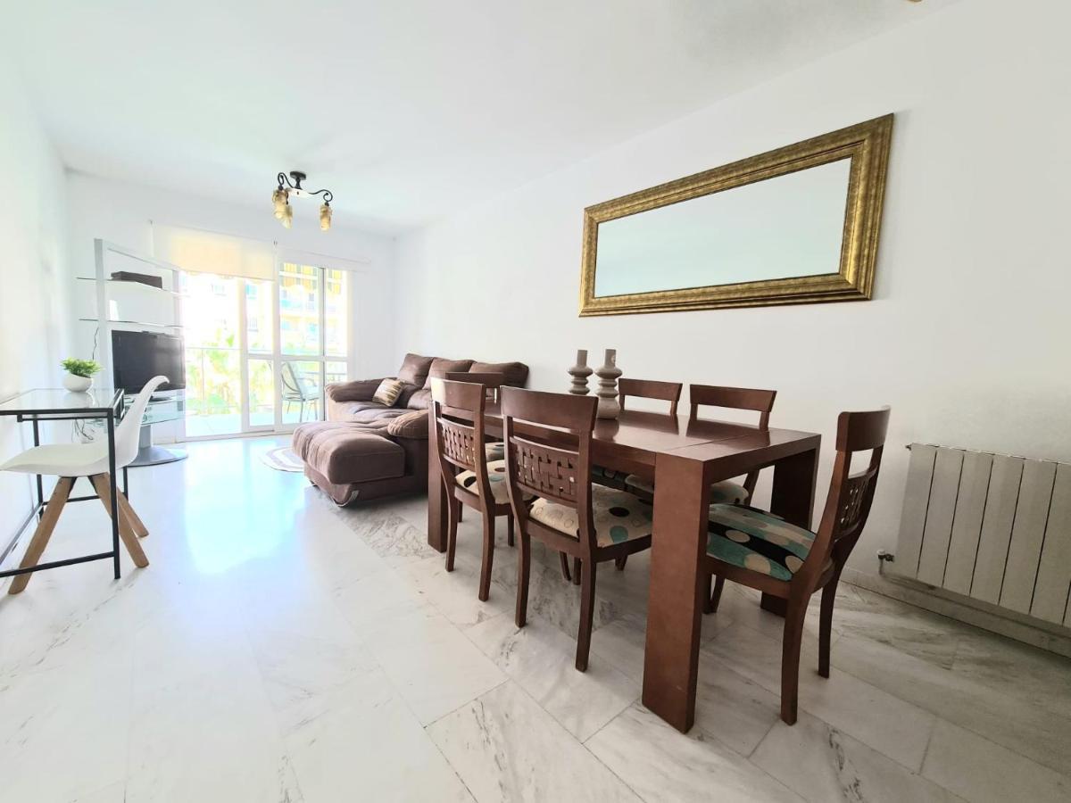 Apartamento 3 Dormitorios Малага Екстериор снимка